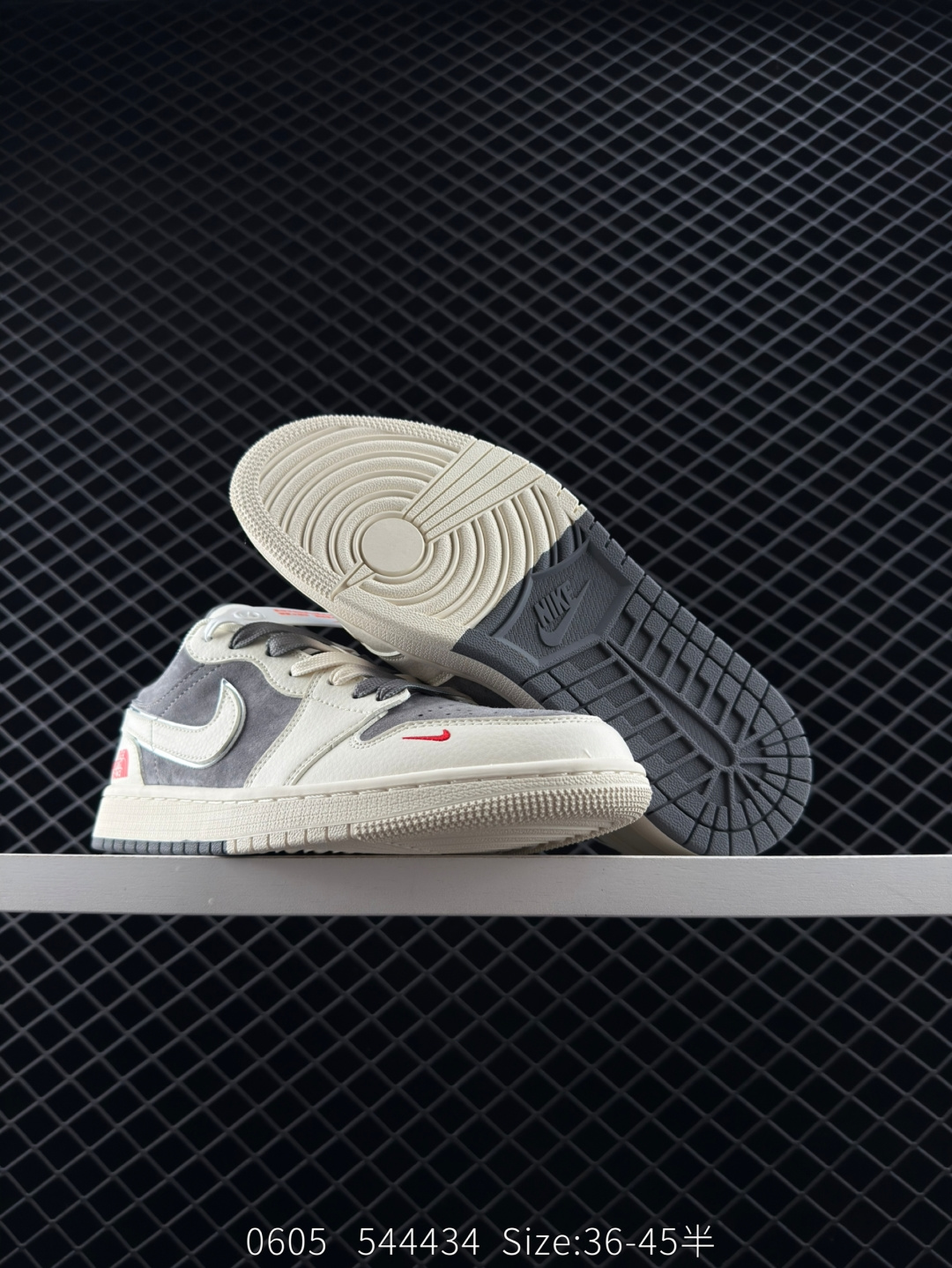 Nike Air Jordan 1 Low”Chicago“